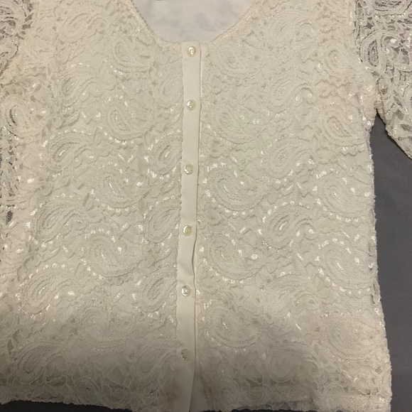 Forever Fashion Beige Sweater, Size Medium Petite - Picture 3 of 4